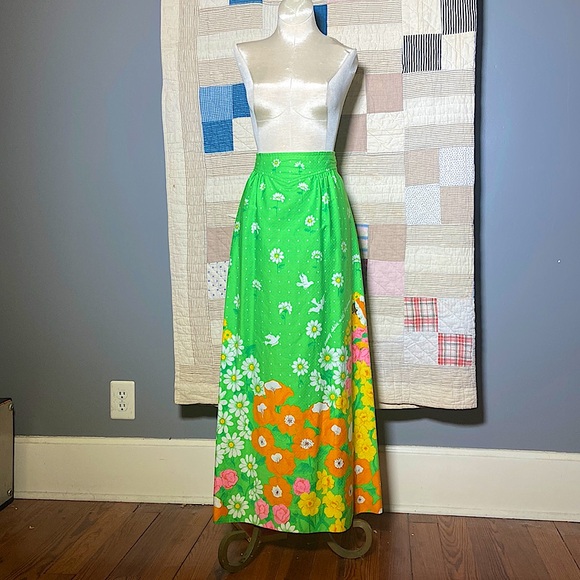 1970s Garden Maiden Maxi Skirt - Picture 5 of 5